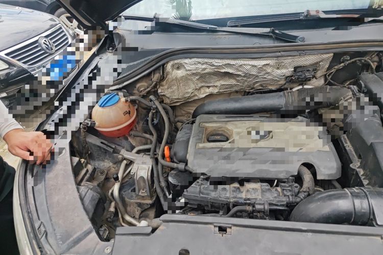 Used Volkswagen Tiguan 2012 1.8TSI Automatic All-Wheel Drive Elite Edition Engine Bay Right