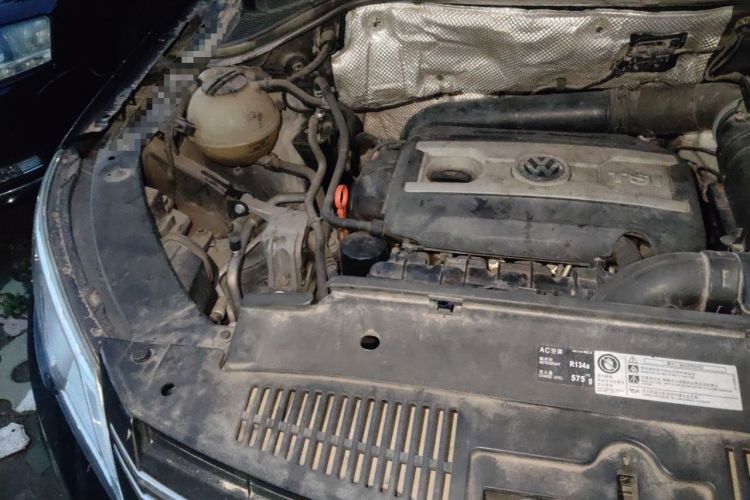 Used Volkswagen Tiguan 2012 1.8TSI Automatic All-Wheel Drive Elite Edition Engine Bay Right