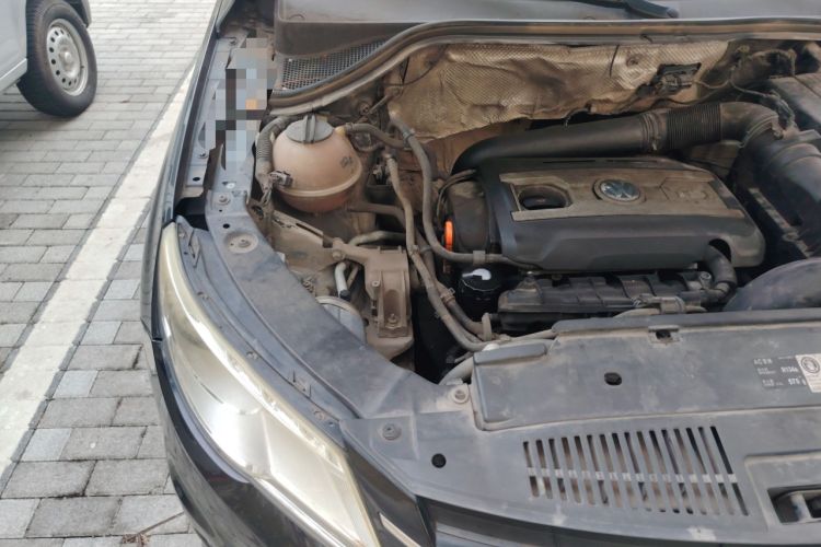 Used Volkswagen Tiguan 2012 1.8TSI Manual Two-Wheel Drive Urban Edition Engine Bay Right