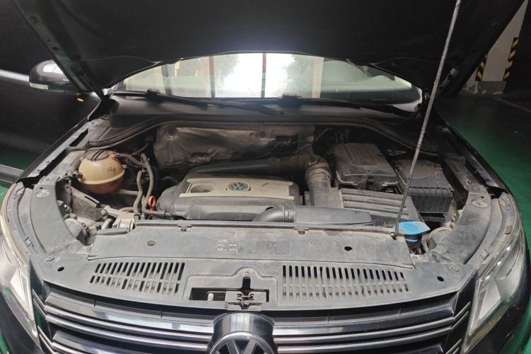 Used Volkswagen Tiguan 2012 1.8TSI Automatic All-Wheel Drive Elite Edition Engine Bay