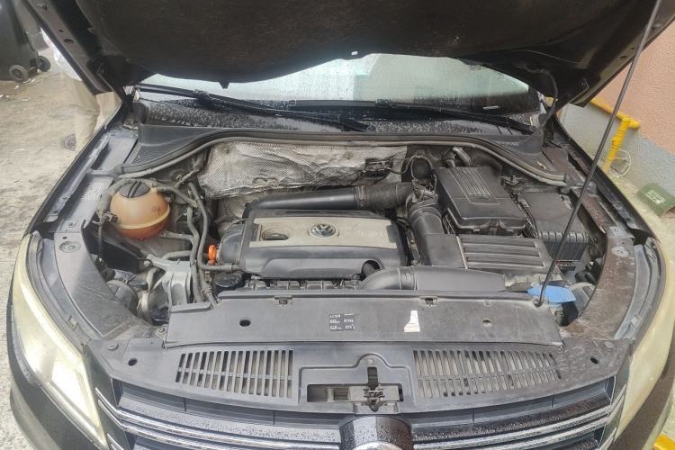 Used Volkswagen Tiguan 2012 1.8TSI Manual Two-Wheel Drive Enjoyment Edition Engine Bay