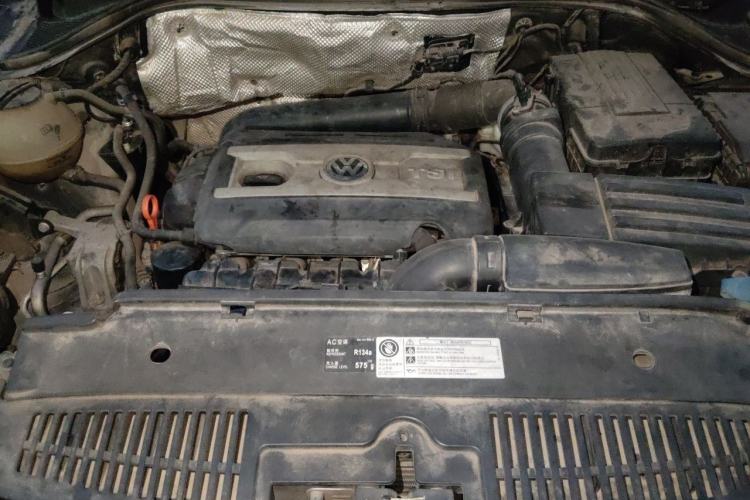 Used Volkswagen Tiguan 2012 1.8TSI Automatic All-Wheel Drive Elite Edition Engine Bay