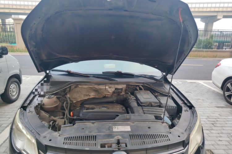 Used Volkswagen Tiguan 2012 1.8TSI Manual Two-Wheel Drive Urban Edition Engine Bay