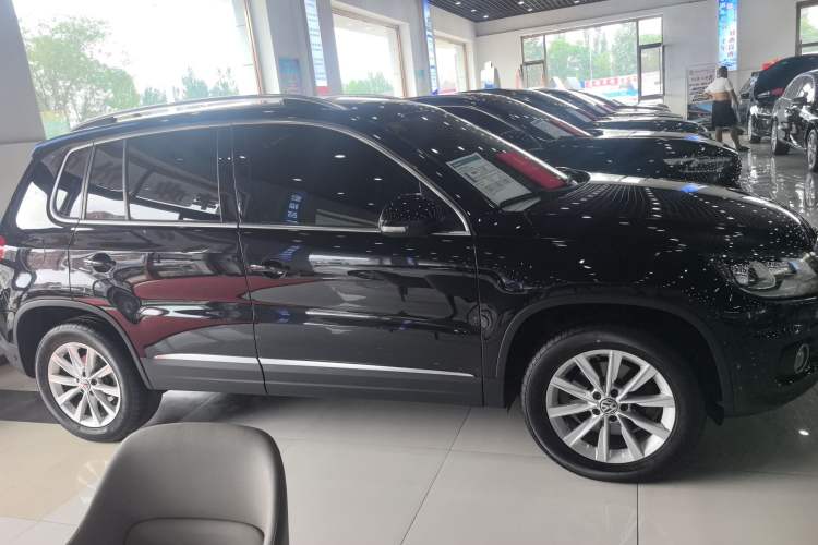 Used Volkswagen Tiguan 2012 2.0 TSI Comfort Edition Exterior 2