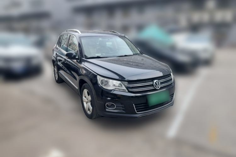 Used Volkswagen Tiguan 2012 1.8TSI Automatic All-Wheel Drive Elite Edition Front Right 45 Deg