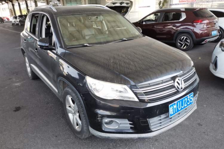 Used Volkswagen Tiguan 2012 1.8TSI Automatic All-Wheel Drive Elite Edition Front Right 45 Deg