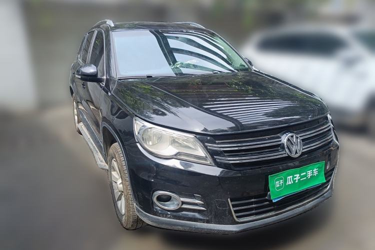 Used Volkswagen Tiguan 2012 1.8TSI Automatic Two-Wheel Drive Urban Edition Front Right 45 Deg