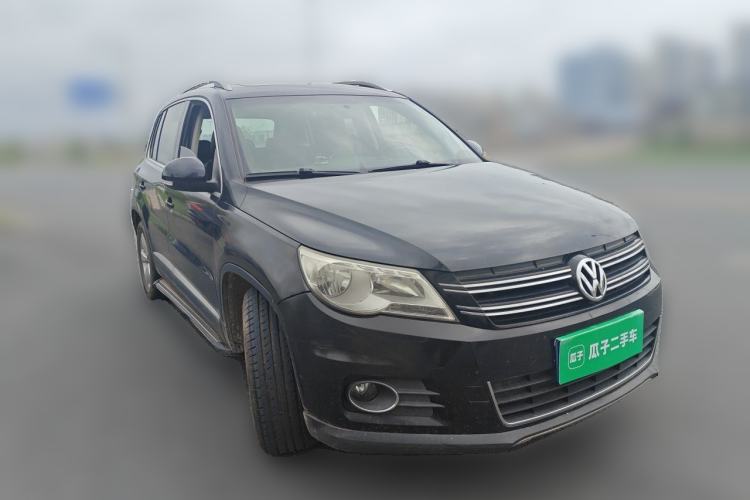 Used Volkswagen Tiguan 2012 1.8TSI Automatic All-Wheel Drive Elite Edition Front Right 45 Deg