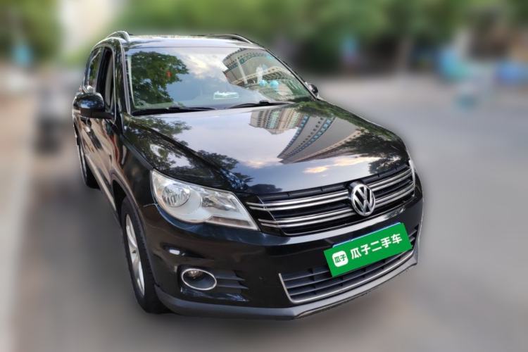 Used Volkswagen Tiguan 2012 1.8TSI Automatic All-Wheel Drive Elite Edition Front Right 45 Deg