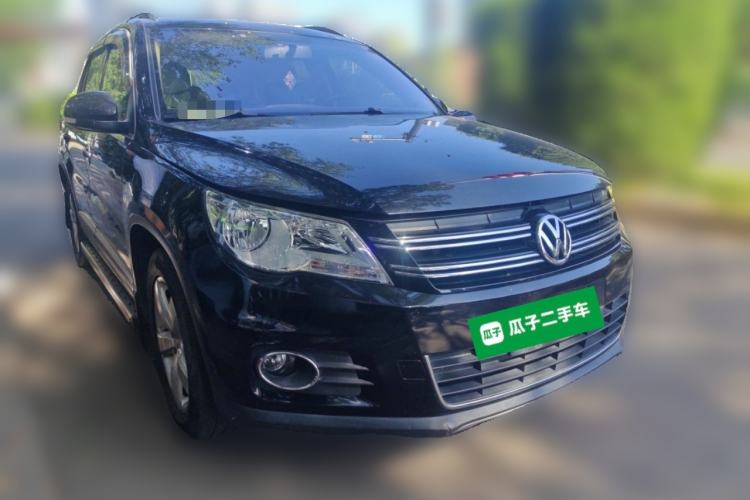 Used Volkswagen Tiguan 2012 1.8TSI Automatic All-Wheel Drive Elite Edition Front Right 45 Deg