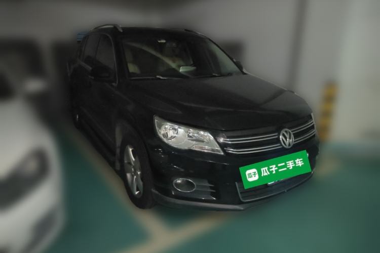 Used Volkswagen Tiguan 2012 1.8TSI Automatic All-Wheel Drive Elite Edition Front Right 45 Deg