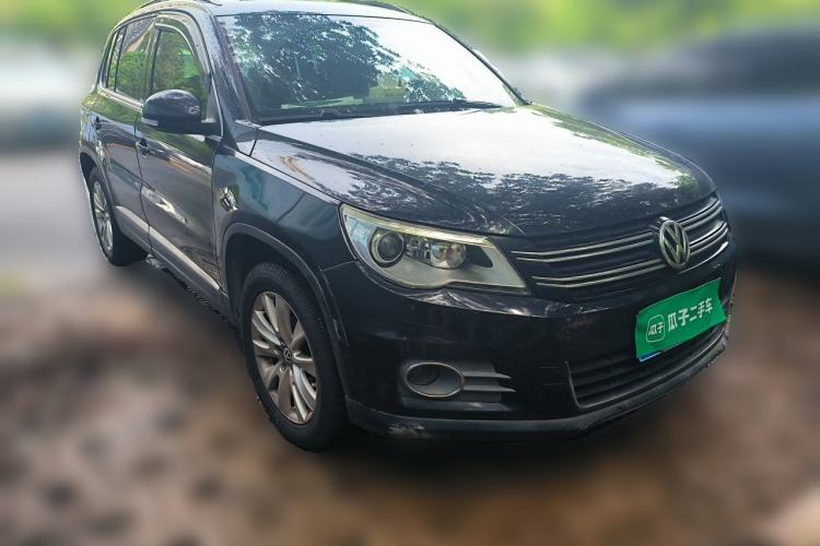 Used Volkswagen Tiguan 2012 2.0 TSI Automatic All-Wheel Drive Elite Edition Front Right 45 Deg