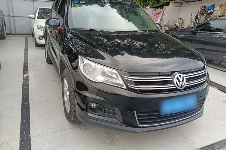 Used Volkswagen Tiguan 2012 1.8TSI Automatic Two-Wheel Drive Trend Edition Front Right 45 Deg