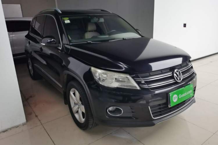 Used Volkswagen Tiguan 2012 2.0 TSI Automatic All-Wheel Drive Elite Edition Front Right 45 Deg