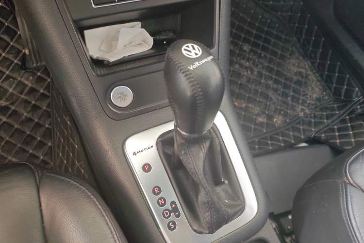 Used Volkswagen Tiguan 2012 1.8TSI Automatic All-Wheel Drive Fashion Edition Gear Lever