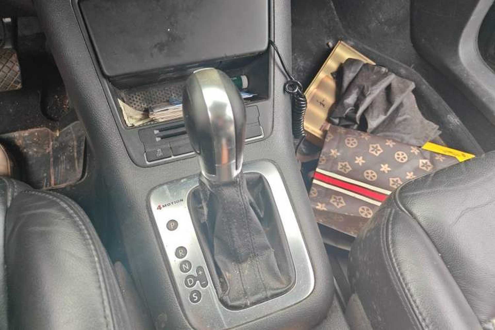 Used Volkswagen Tiguan 2012 1.8TSI Automatic All-Wheel Drive Elite Edition Gear Lever