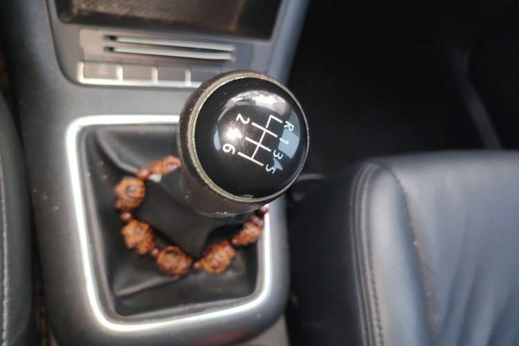 Used Volkswagen Tiguan 2012 1.8TSI Manual Two-Wheel Drive Urban Edition Gear Lever