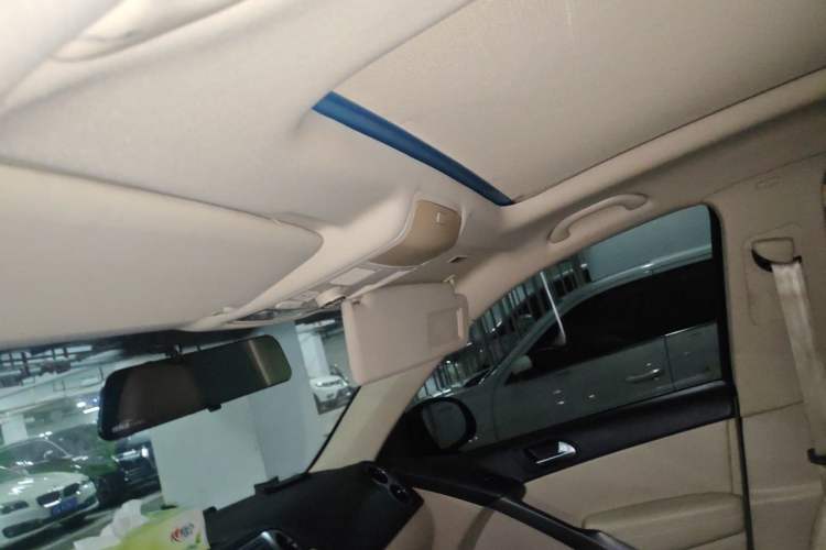 Used Volkswagen Tiguan 2012 1.8TSI Automatic All-Wheel Drive Elite Edition Headliner