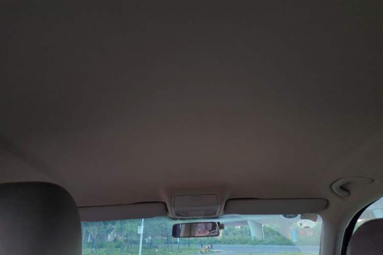 Used Volkswagen Tiguan 2012 1.8TSI Manual Two-Wheel Drive Urban Edition Headliner
