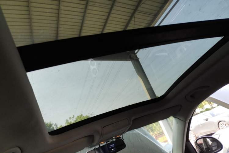 Used Volkswagen Tiguan 2012 1.8TSI Automatic All-Wheel Drive Elite Edition Headliner