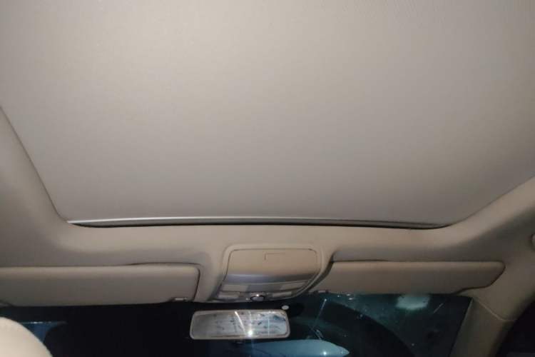 Used Volkswagen Tiguan 2012 1.8TSI Automatic All-Wheel Drive Elite Edition Headliner