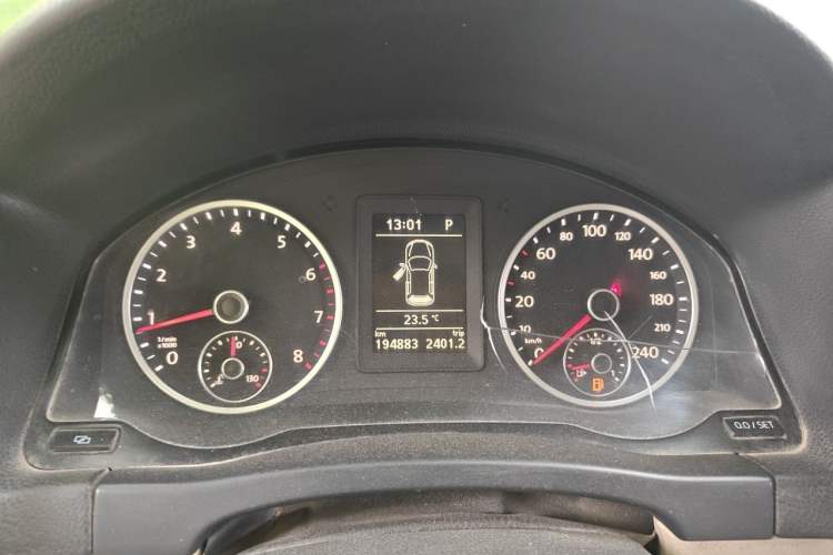 Used Volkswagen Tiguan 2012 1.8TSI Automatic Two-Wheel Drive Zhaoshi Edition Instrument Cluster