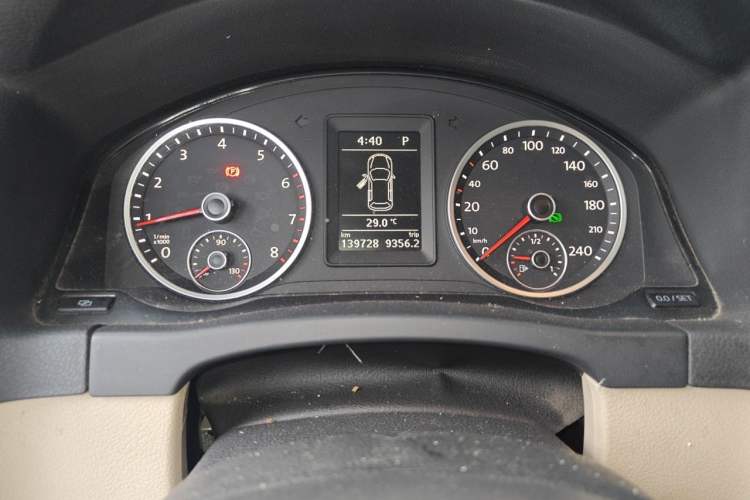 Used Volkswagen Tiguan 2012 1.8TSI Automatic Two-Wheel Drive Trend Edition Instrument Cluster