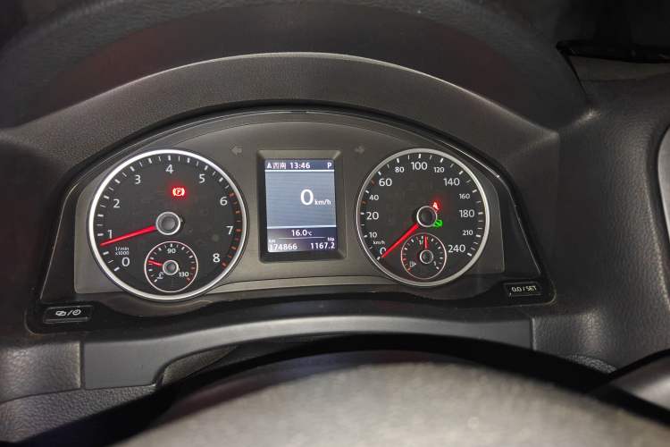 Used Volkswagen Tiguan 2012 2.0 TSI Comfort Edition Instrument Cluster