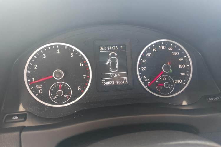 Used Volkswagen Tiguan 2012 1.8TSI Automatic All-Wheel Drive Fashion Edition Instrument Cluster