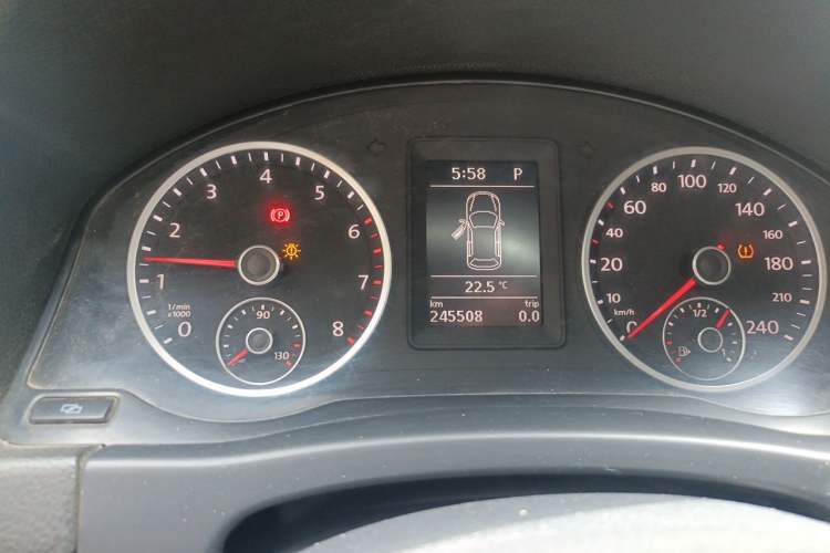 Used Volkswagen Tiguan 2012 1.8TSI Automatic Two-Wheel Drive Urban Edition Instrument Cluster