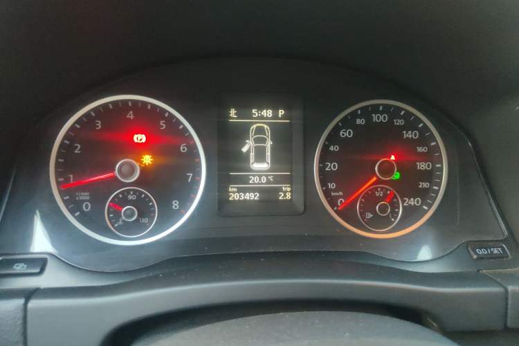 Used Volkswagen Tiguan 2012 1.8TSI Automatic All-Wheel Drive Elite Edition Instrument Cluster