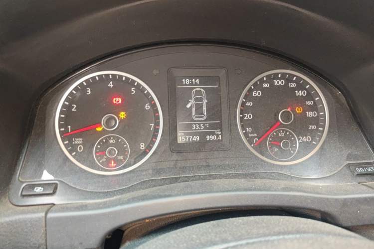 Used Volkswagen Tiguan 2012 1.8TSI Manual Two-Wheel Drive Urban Edition Instrument Cluster