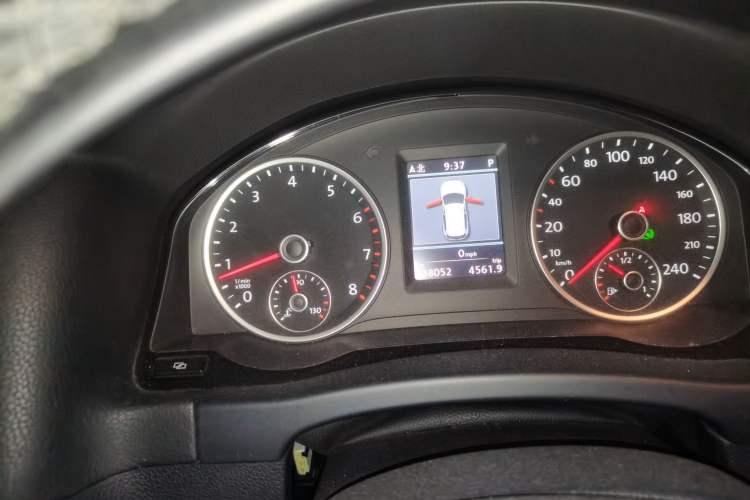 Used Volkswagen Tiguan 2012 2.0 TSI Comfort Edition Instrument Cluster