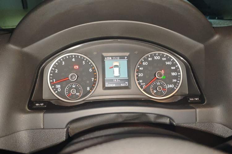 Used Volkswagen Tiguan 2012 2.0 TSI Comfort Edition Instrument Cluster