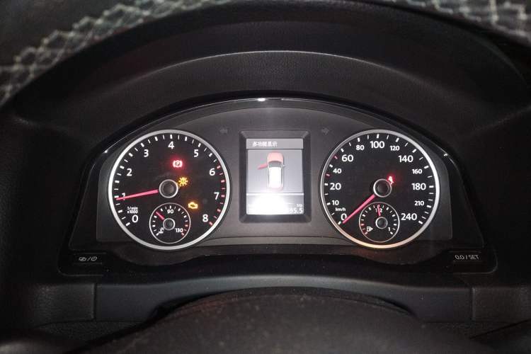 Used Volkswagen Tiguan 2012 2.0 TSI Comfort Edition Instrument Cluster