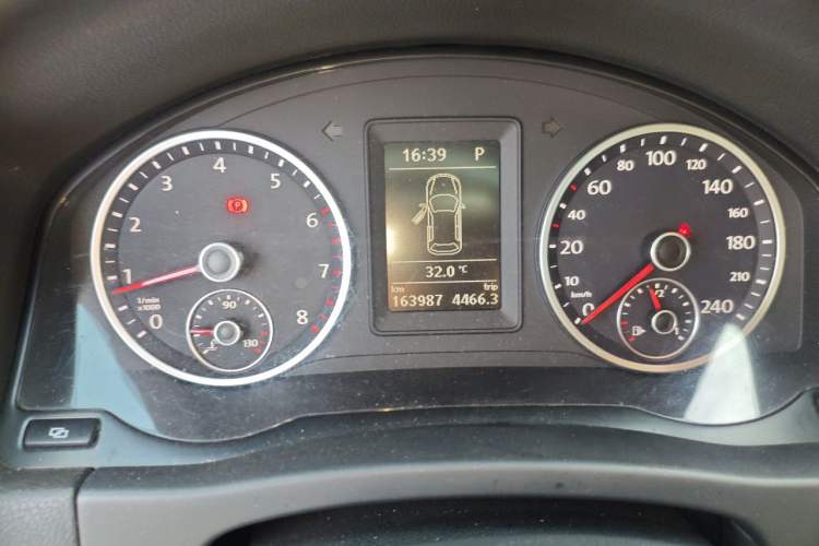Used Volkswagen Tiguan 2012 1.8TSI Automatic Two-Wheel Drive Urban Edition Instrument Cluster