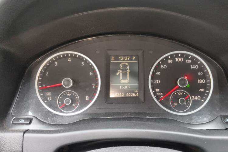 Used Volkswagen Tiguan 2012 1.8TSI Automatic All-Wheel Drive Elite Edition Instrument Cluster