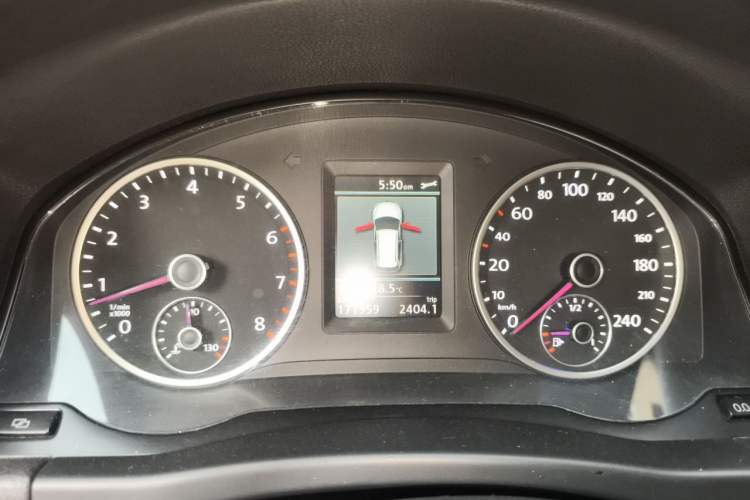 Used Volkswagen Tiguan  Instrument Cluster