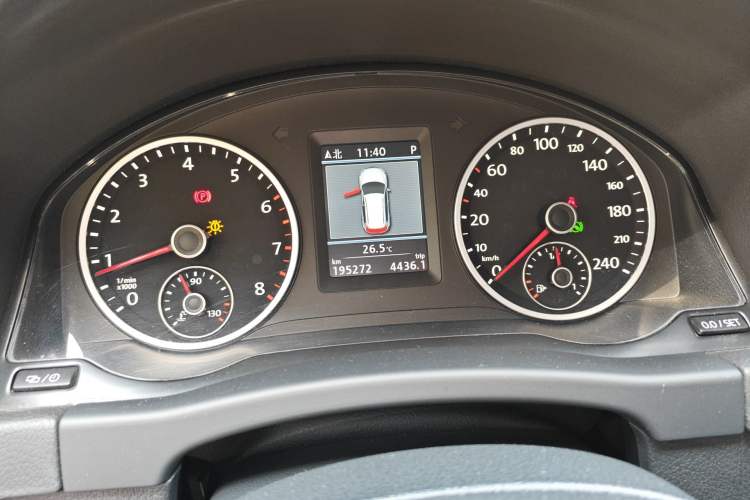 Used Volkswagen Tiguan 2012 2.0 TSI Comfort Edition Instrument Cluster