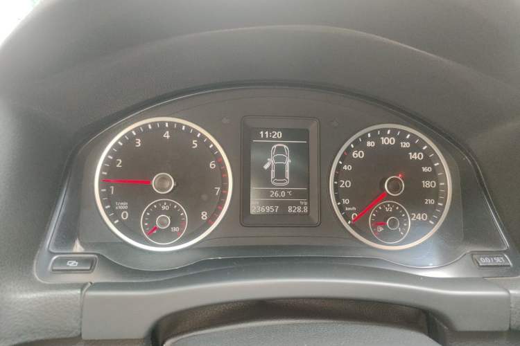 Used Volkswagen Tiguan 2012 1.8TSI Manual Two-Wheel Drive Enjoyment Edition Instrument Cluster