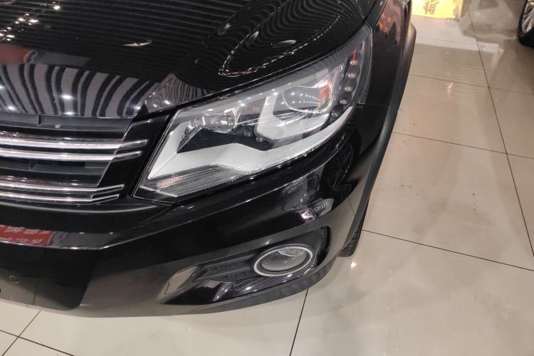 Used Volkswagen Tiguan 2012 2.0 TSI Luxury Edition Left Front Headlight