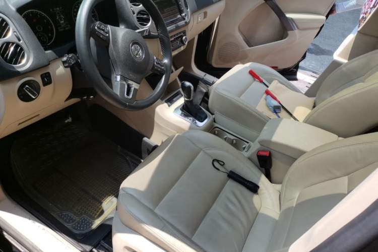 Used Volkswagen Tiguan 2012 1.8TSI Automatic Two-Wheel Drive Elite Edition Left Front Seat