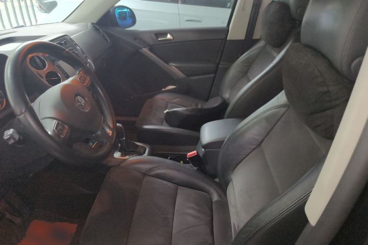 Used Volkswagen Tiguan 2012 2.0 TSI Automatic All-Wheel Drive Elite Edition Left Front Seat