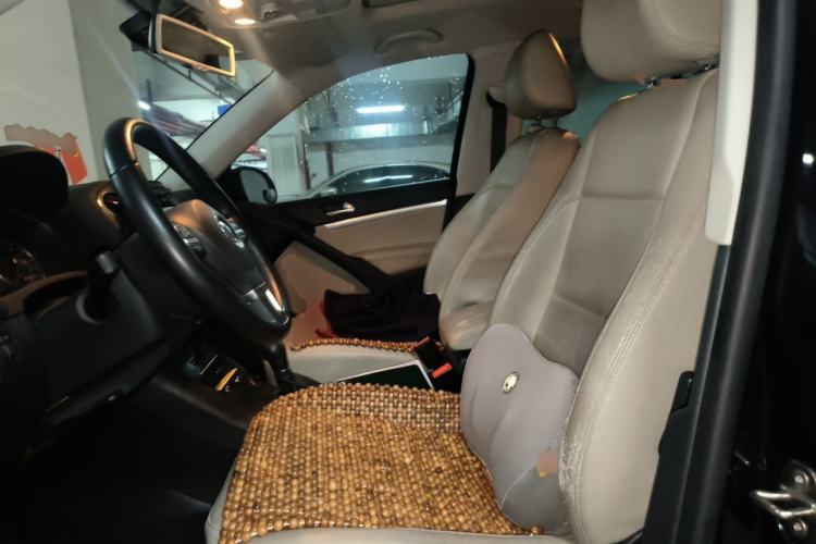 Used Volkswagen Tiguan 2012 2.0 TSI Comfort Edition Left Front Seat