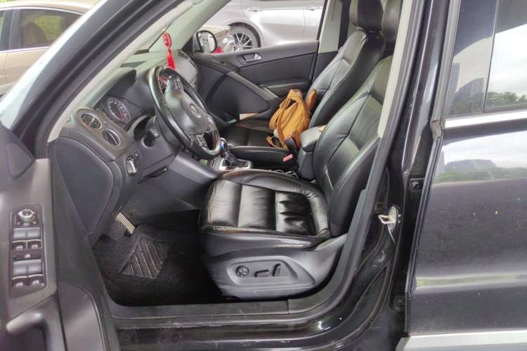 Used Volkswagen Tiguan 2012 1.8TSI Automatic Two-Wheel Drive Elite Edition Left Front Seat