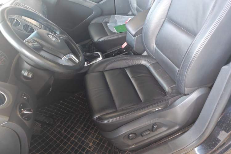 Used Volkswagen Tiguan 2012 1.8TSI Automatic All-Wheel Drive Fashion Edition Left Front Seat