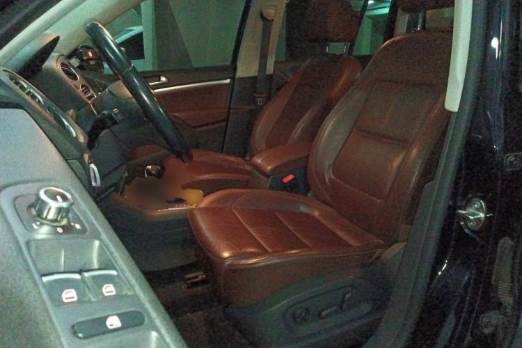 Used Volkswagen Tiguan 2012 2.0 TSI Comfort Edition Left Front Seat