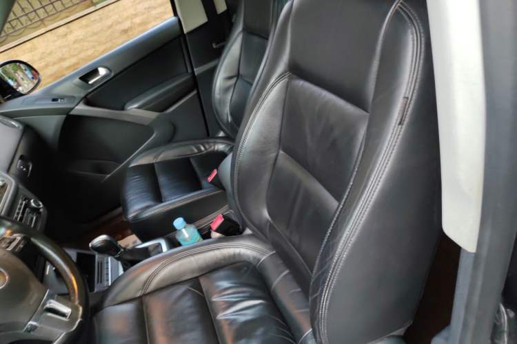 Used Volkswagen Tiguan 2012 1.8TSI Automatic All-Wheel Drive Elite Edition Left Front Seat