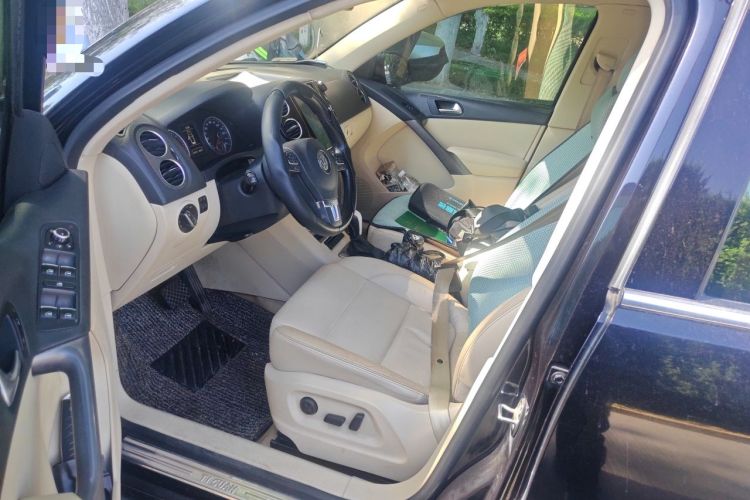 Used Volkswagen Tiguan 2012 1.8TSI Automatic All-Wheel Drive Elite Edition Left Front Seat