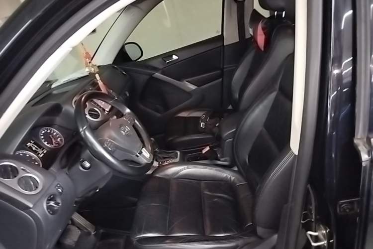 Used Volkswagen Tiguan 2012 1.8TSI Automatic All-Wheel Drive Fashion Edition Left Front Seat